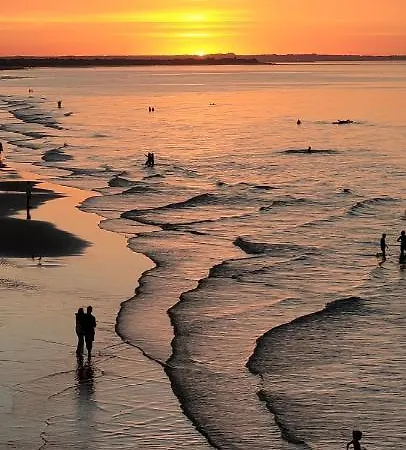 度假居 The Lawrence, - 2 Bedroom Victorian House - Free On-street Permit Parking, Fast Wifi, Virgin Tv - Perfect For Contractors, Families And Couples *