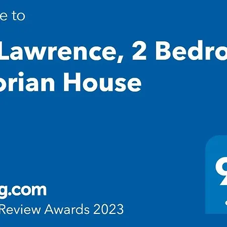 別荘 The Lawrence, - 2 Bedroom Victorian House - Free On-street Permit Parking, Fast Wifi, Virgin Tv - Perfect For Contractors, Families And Couples